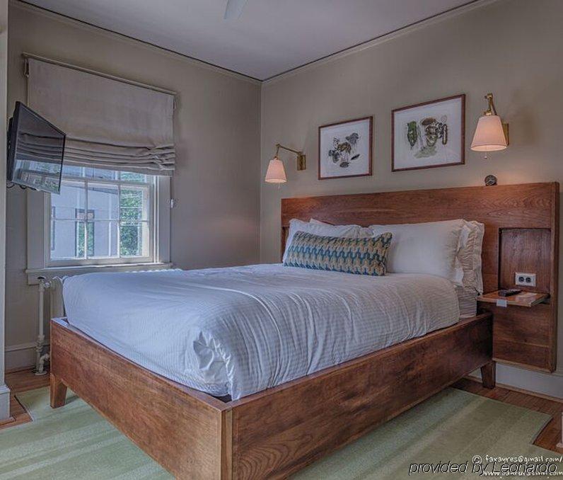 Oakhurst Inn At The University Charlottesville Buitenkant foto