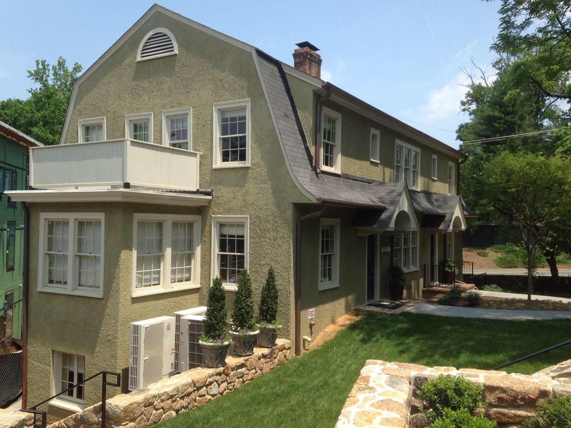 Oakhurst Inn At The University Charlottesville Buitenkant foto