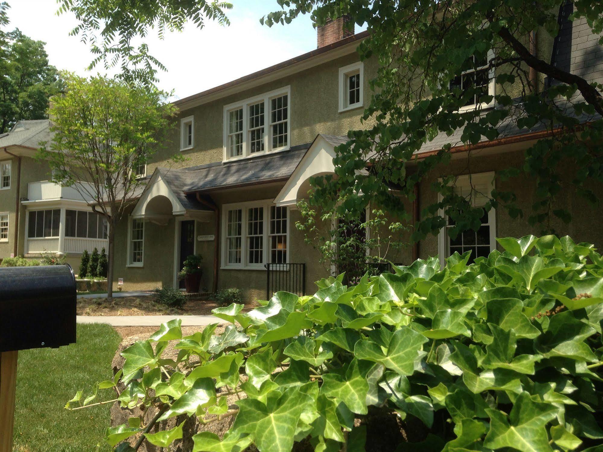 Oakhurst Inn At The University Charlottesville Buitenkant foto